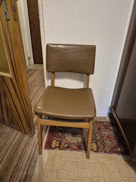 Donez mai multe obiecte de mobilier, se ridica din Bucuresti Drumul Taberei